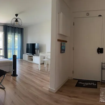 Happy Апартаменты *